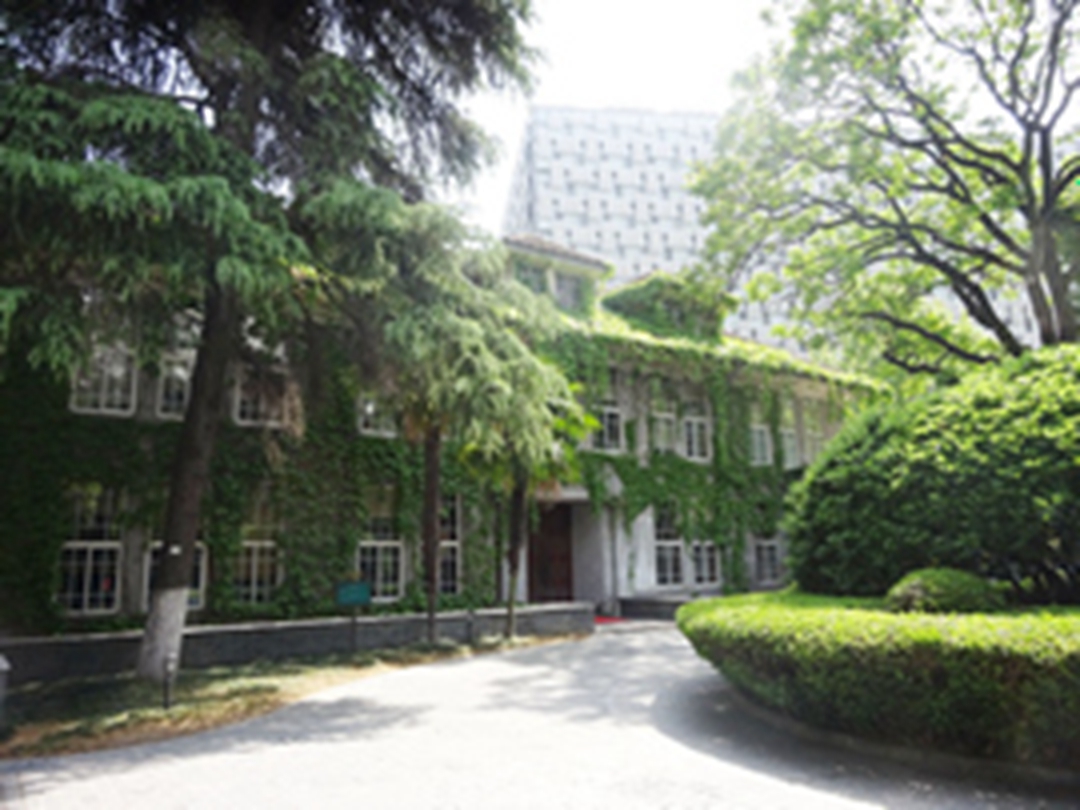 南京鼓樓醫(yī)院環(huán)境展示